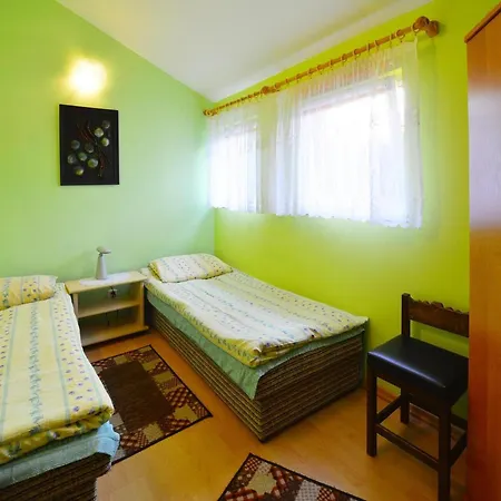 Дом отдыха Holiday Home In Rosnowo By Lake Rosnowskie, Cleaning Included Rosnowo